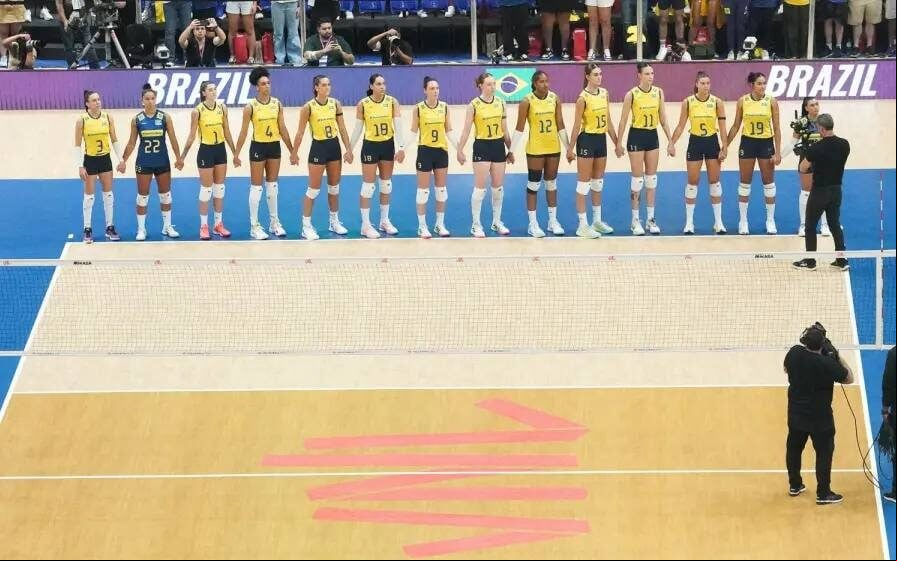 Brasil contra a Alemanha na VNL feminina (Foto: Divulgação / CBV)