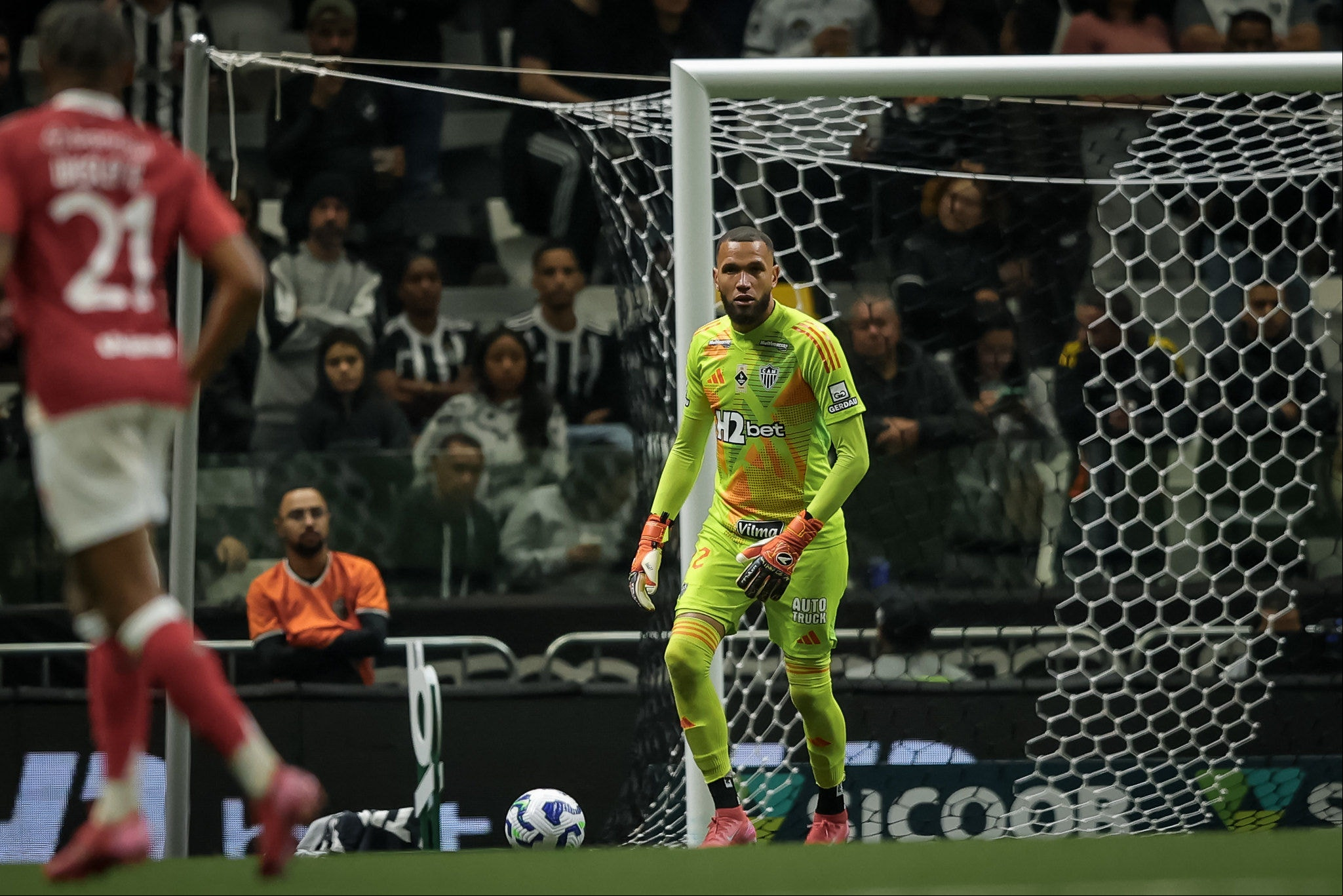 Everson não joga a próxima partida do Campeonato Brasileiro
