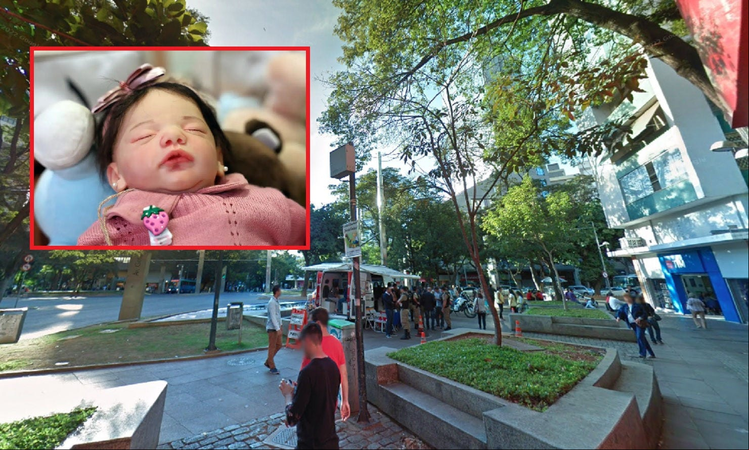 Criança foi confundida com um bebê reborn na praça da Savassi